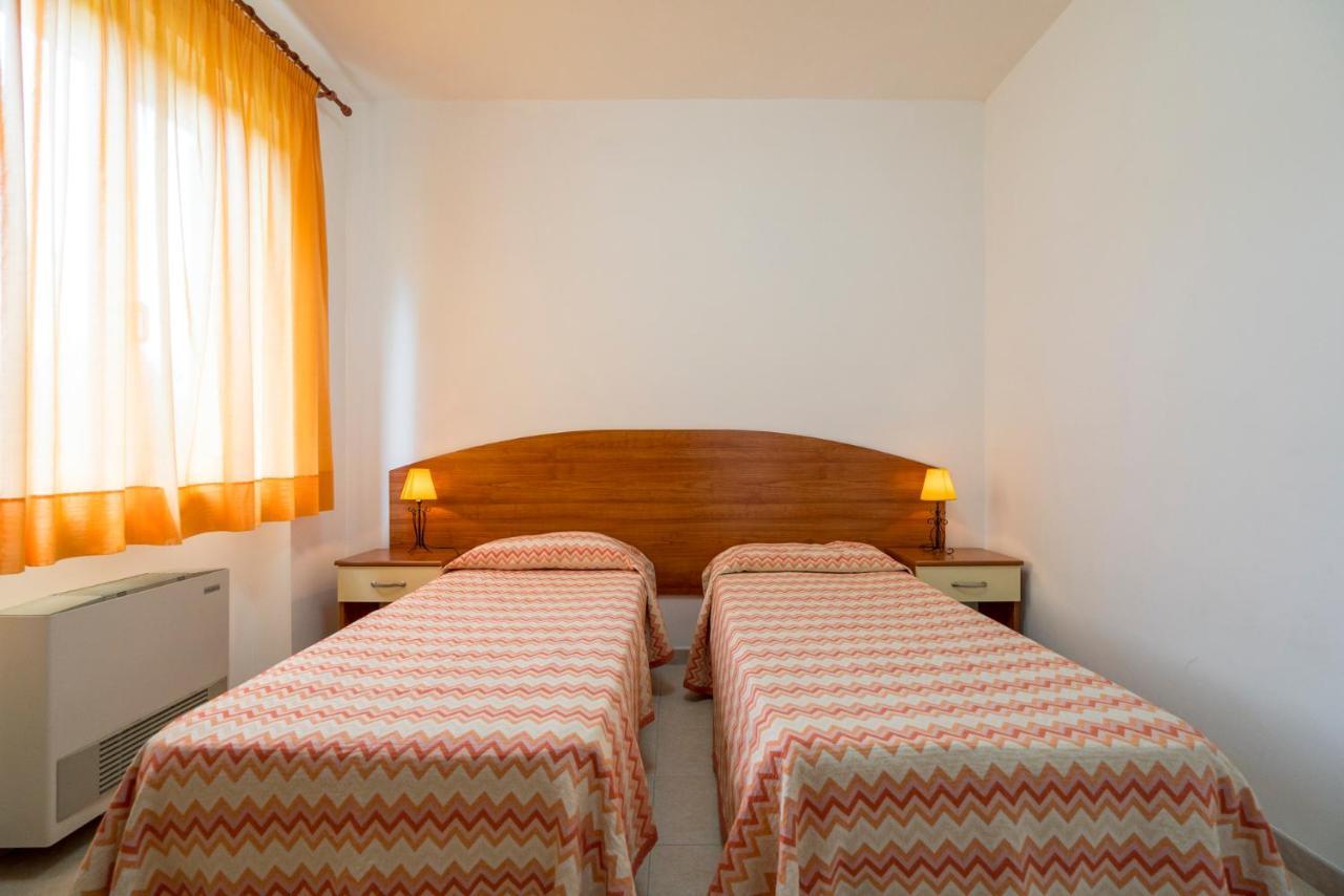 Villaggio Passo Dell'Arciprete Весте Екстериор снимка